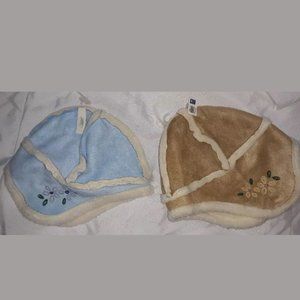 2 Girls sz Small Gap Insulated hats